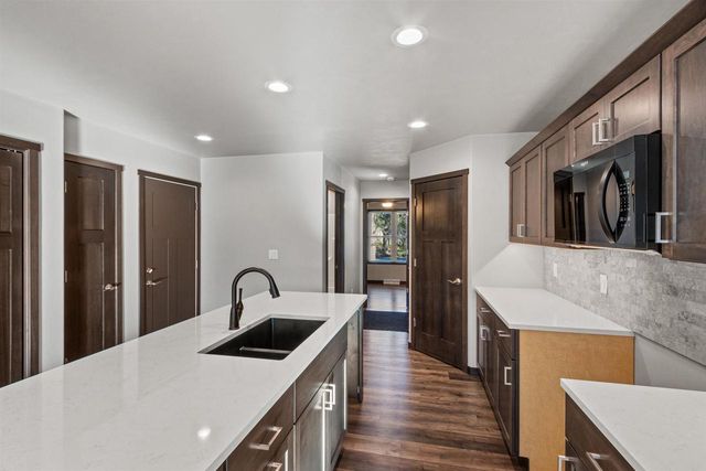 W6513 WOODHAVEN CIRCLE, Wautoma, WI 54982