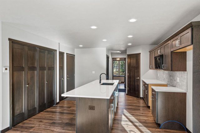 W6513 WOODHAVEN CIRCLE, Wautoma, WI 54982