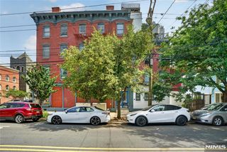 440 Jersey Avenue 202, Jersey City, NJ 07302