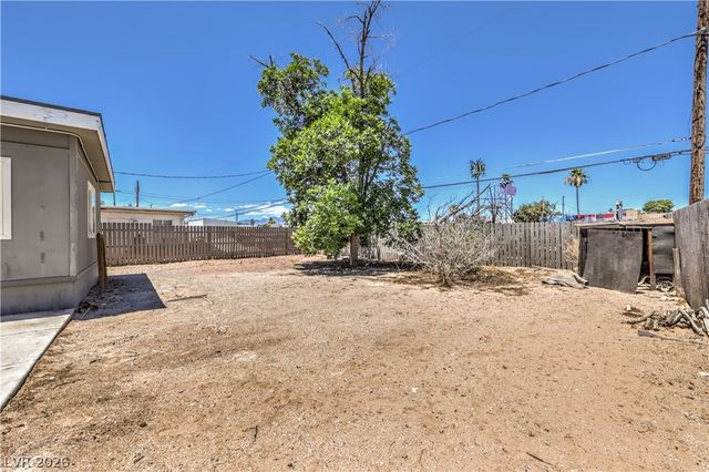 637 Bell Drive, Las Vegas, NV 89101