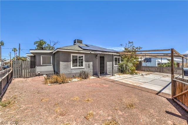 637 Bell Drive, Las Vegas, NV 89101