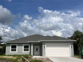 6021 Lindbrook AVE, Fort Myers, FL 33905