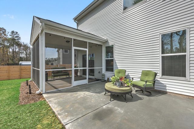 134 Palfrey Drive, Ridgeville, SC 29472