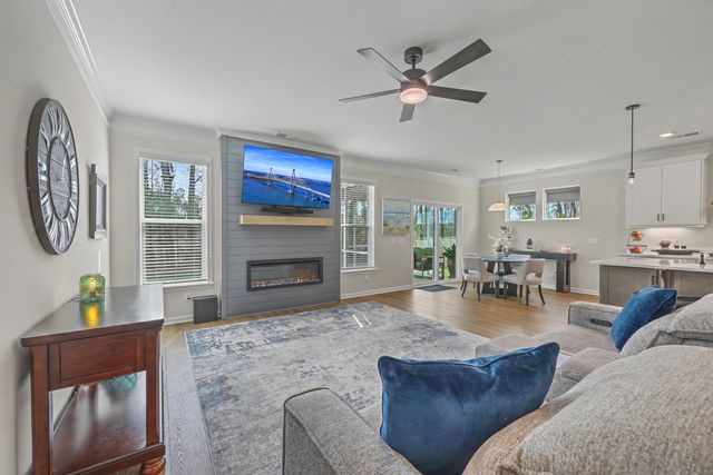 134 Palfrey Drive, Ridgeville, SC 29472