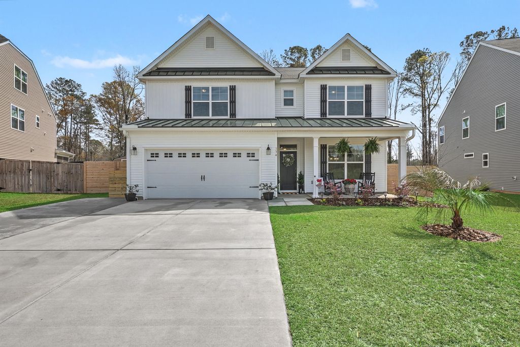 134 Palfrey Drive, Ridgeville, SC 29472