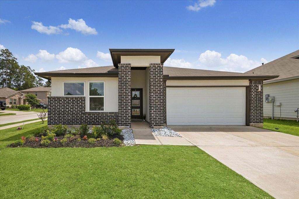 12132 Bear River Drive, Conroe, TX 77384