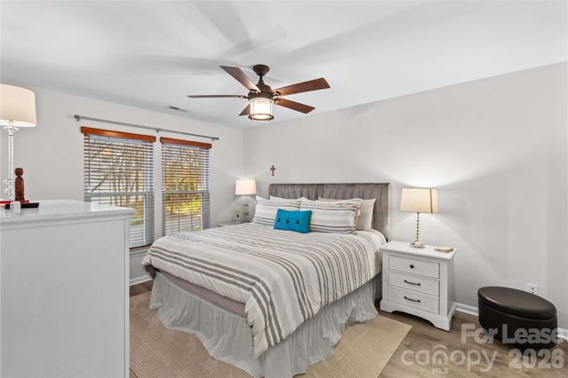 19843 Henderson Road L, Cornelius, NC 28031