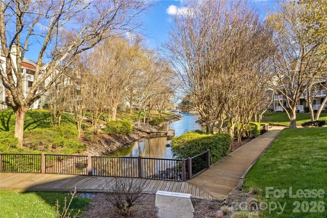 19843 Henderson Road L, Cornelius, NC 28031