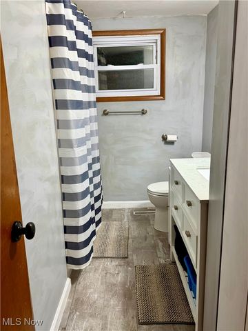 921 17th Street, Vienna, WV 26105