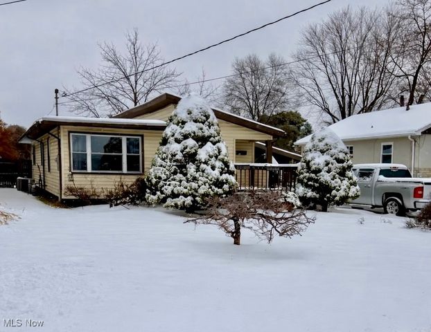 921 17th Street, Vienna, WV 26105