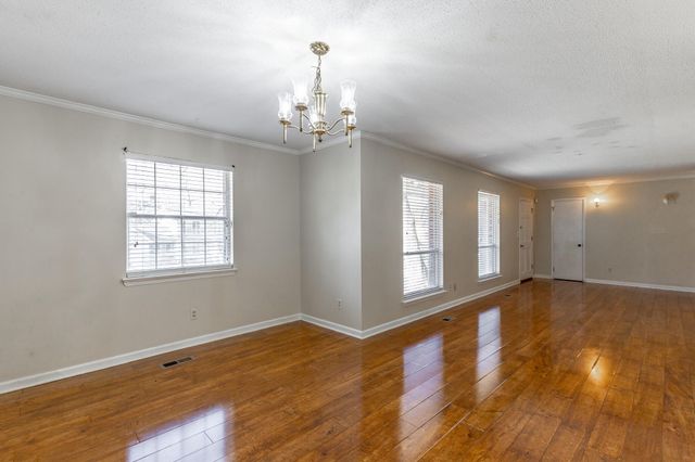 2500 Shenandoah Drive, Chattanooga, TN 37421