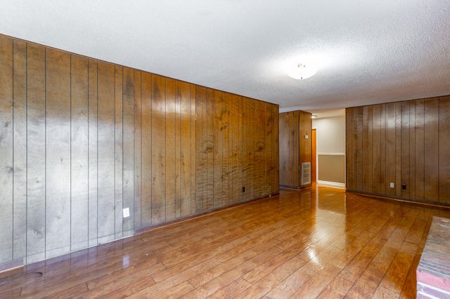 2500 Shenandoah Drive, Chattanooga, TN 37421