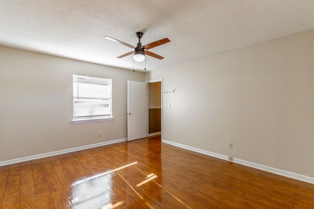 2500 Shenandoah Drive, Chattanooga, TN 37421