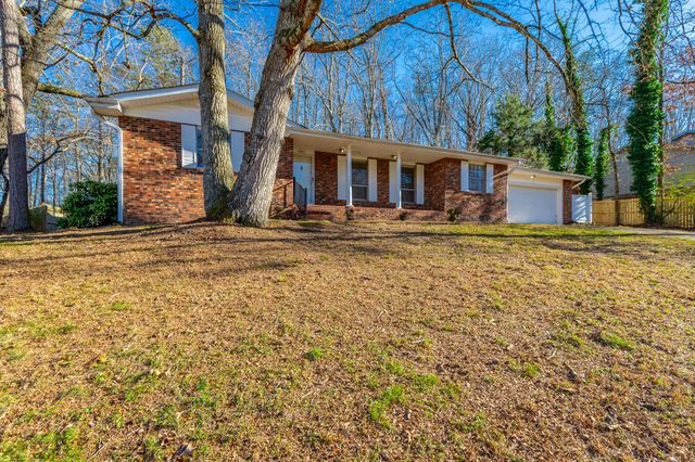 2500 Shenandoah Drive, Chattanooga, TN 37421