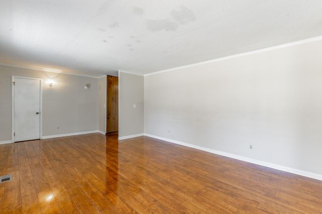 2500 Shenandoah Drive, Chattanooga, TN 37421