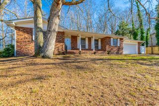 2500 Shenandoah Drive, Chattanooga, TN 37421