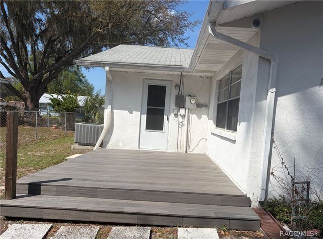 1134 SE 3rd Street, Crystal River, FL 34429