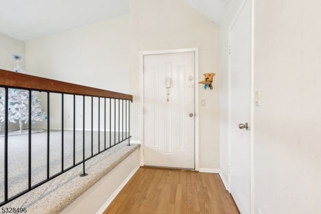 410 Spruce Hills Dr, Glen Gardner Boro, NJ 08826