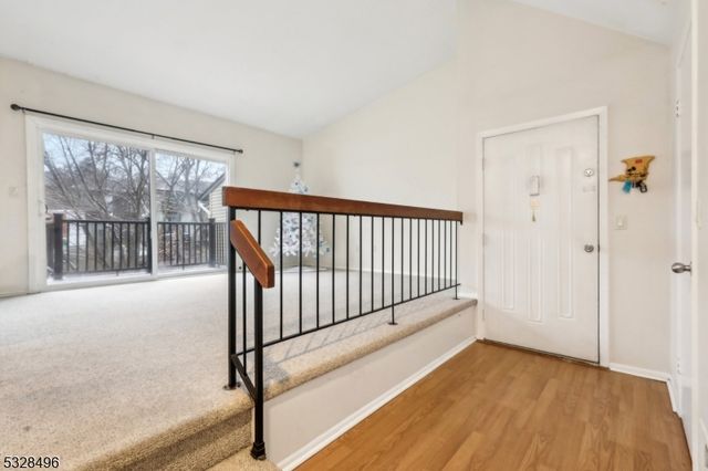 410 Spruce Hills Dr, Glen Gardner Boro, NJ 08826