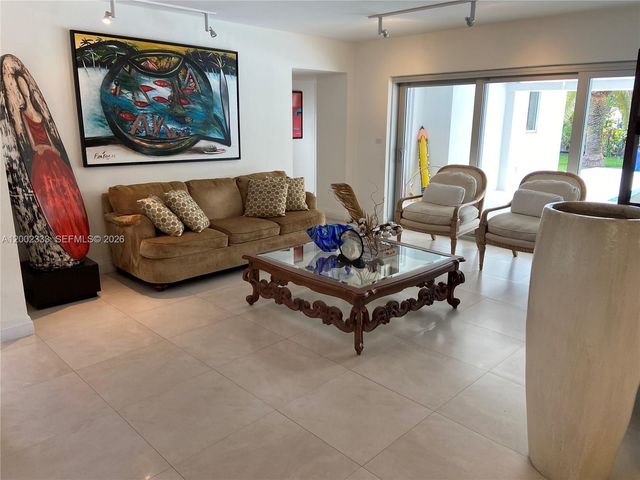 9840 SW 69th Ave 0, Pinecrest, FL 33156