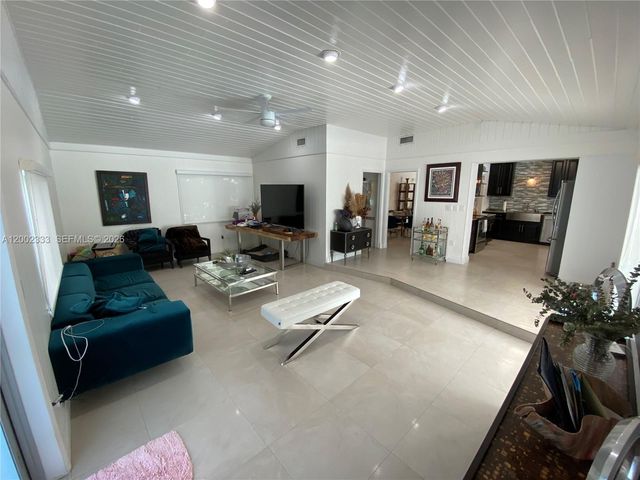 9840 SW 69th Ave 0, Pinecrest, FL 33156