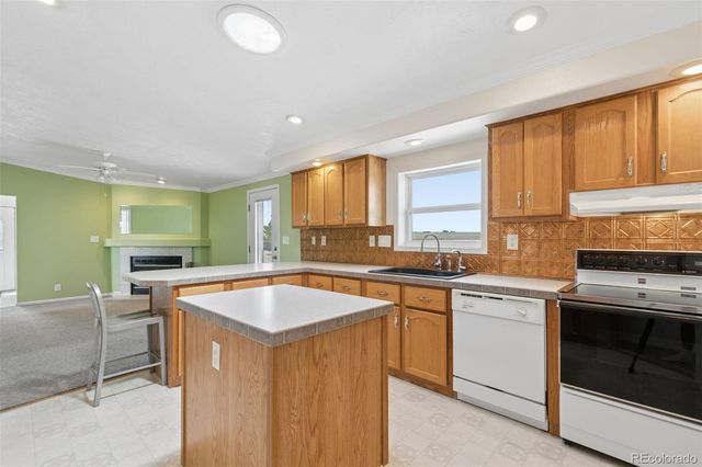 15624 Lucy Lane, Peyton, CO 80831