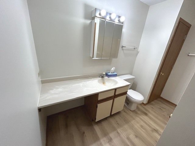 1345 Cunat Court 1B, Lake In The Hills, IL 60156