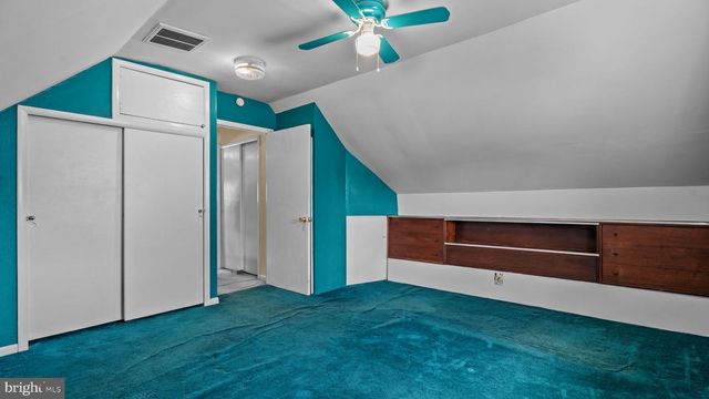 6961 PAWLING STREET, Philadelphia, PA 19128