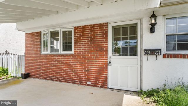 6961 PAWLING STREET, Philadelphia, PA 19128