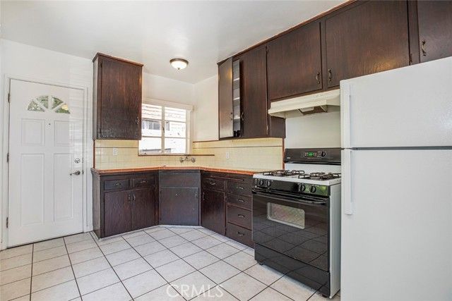 347 W Dryden Street, Glendale, CA 91202