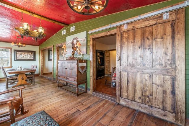 24411 N County Road 3210 Road, Elmore City, OK 73433