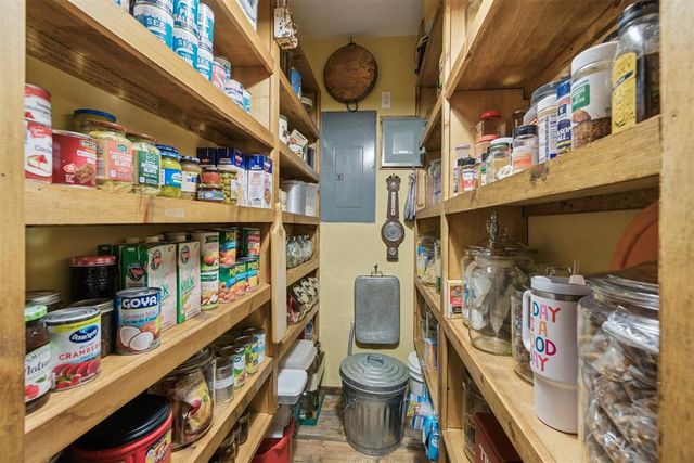 24411 N County Road 3210 Road, Elmore City, OK 73433