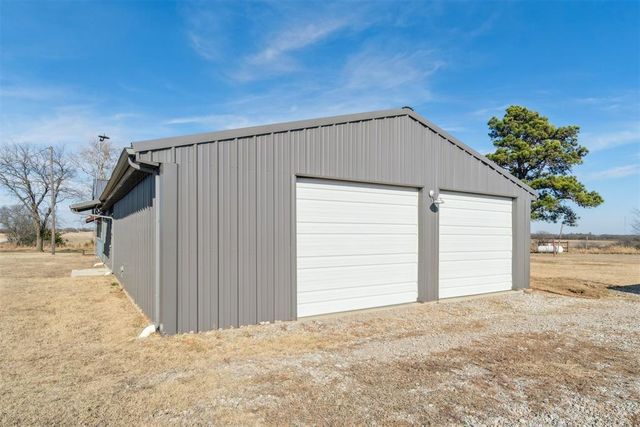 24411 N County Road 3210 Road, Elmore City, OK 73433