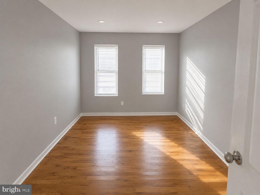 Image 4 of property listing at 1217 GREENMOUNT AVE, Baltimore, MD 21202