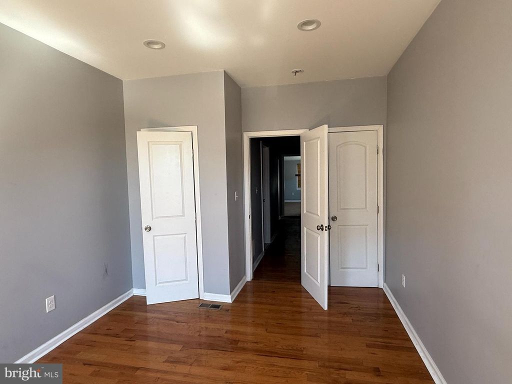 Image 8 of property listing at 1217 GREENMOUNT AVE, Baltimore, MD 21202
