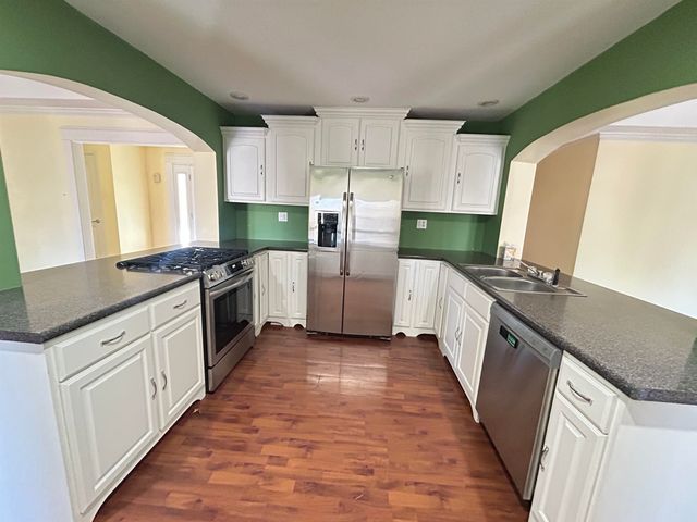 86 Cherokee Road, Cherokee Village, AR 72529