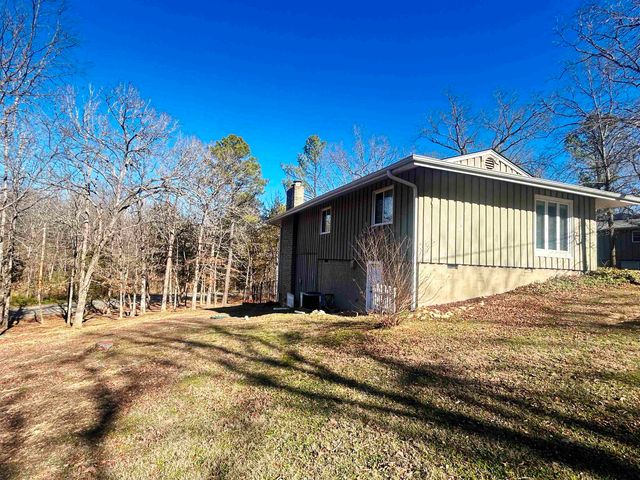 86 Cherokee Road, Cherokee Village, AR 72529