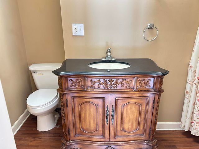 86 Cherokee Road, Cherokee Village, AR 72529