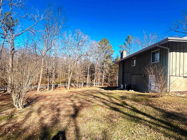 86 Cherokee Road, Cherokee Village, AR 72529