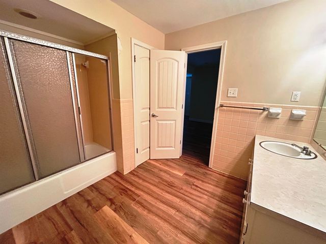 86 Cherokee Road, Cherokee Village, AR 72529