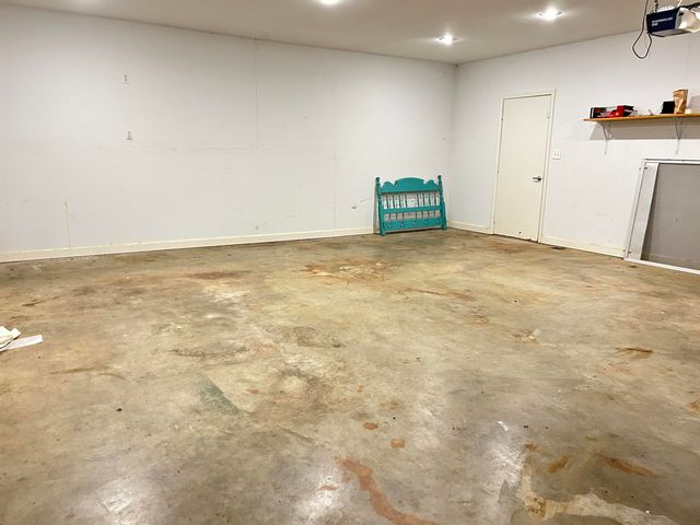 86 Cherokee Road, Cherokee Village, AR 72529