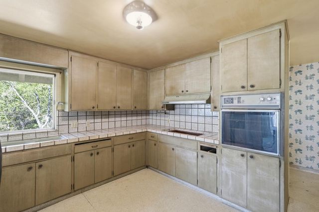 21328 Lumbertown Lane, Saratoga, CA 95070