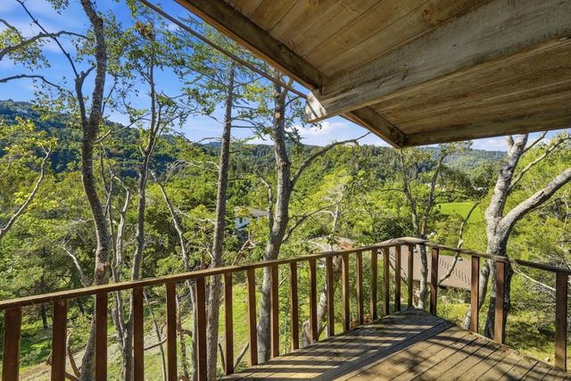 21328 Lumbertown Lane, Saratoga, CA 95070