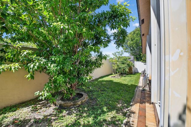 4768 Cypress Drive S, Boynton Beach, FL 33436
