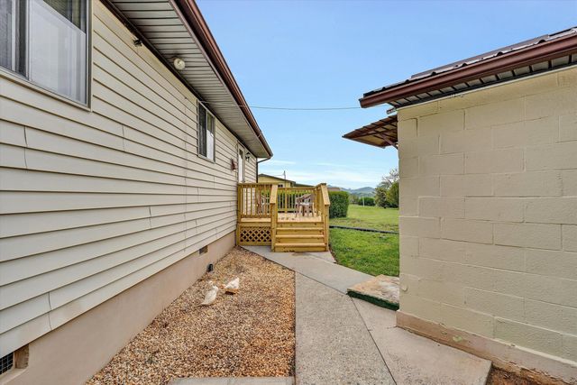 1151 Wheatland RD, Buchanan, VA 24066