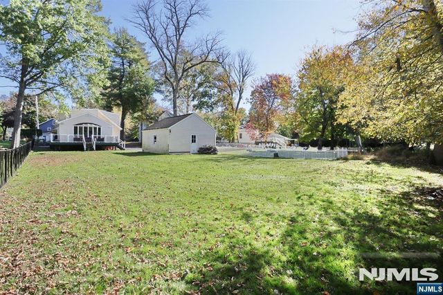 72 Grant Avenue, Cresskill, NJ 07626