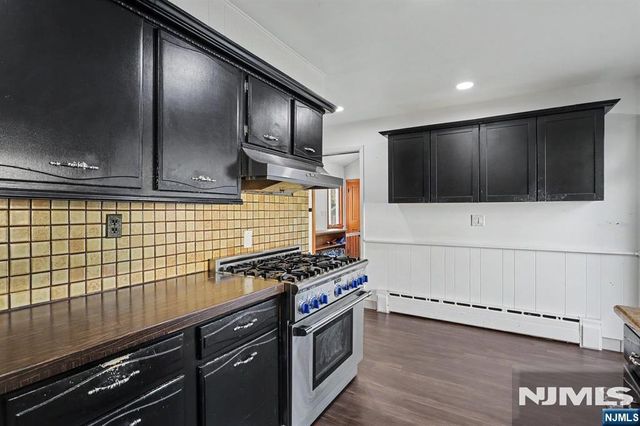 72 Grant Avenue, Cresskill, NJ 07626