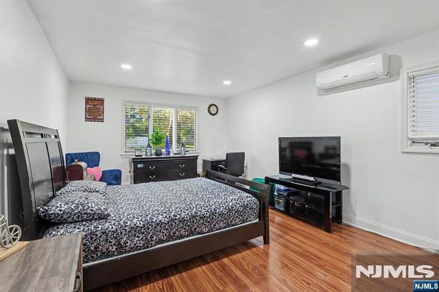 72 Grant Avenue, Cresskill, NJ 07626
