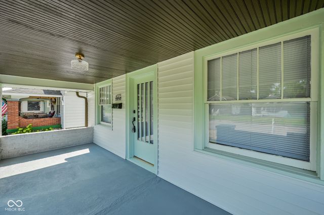 6073 Dewey Avenue, Indianapolis, IN 46219