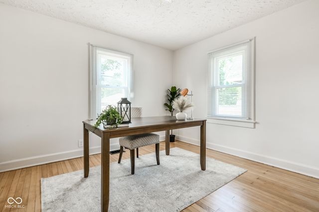 6073 Dewey Avenue, Indianapolis, IN 46219